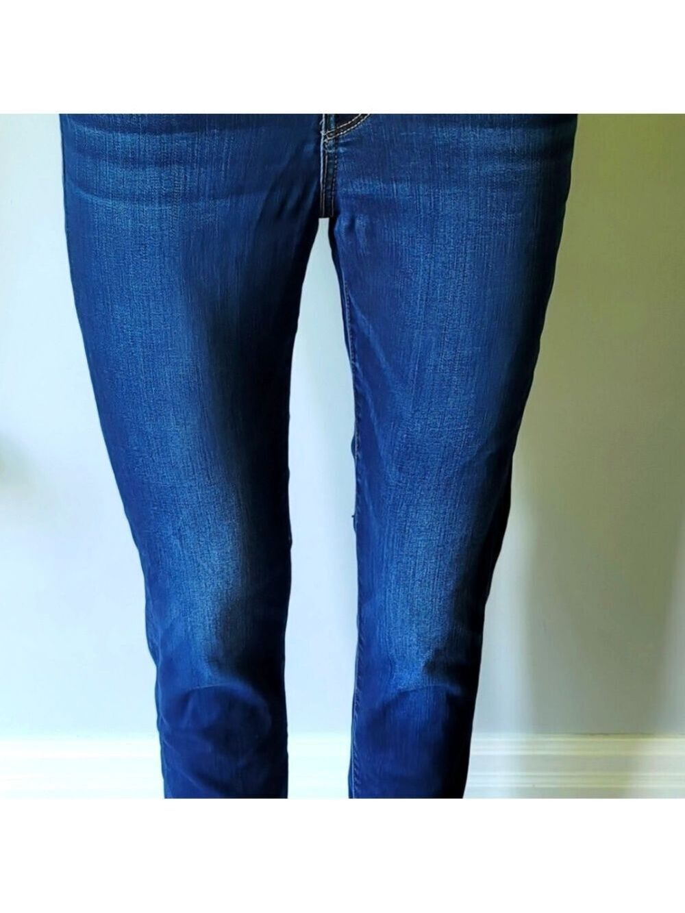 Levi's 311 Shaping Skinny Jeans Size 27